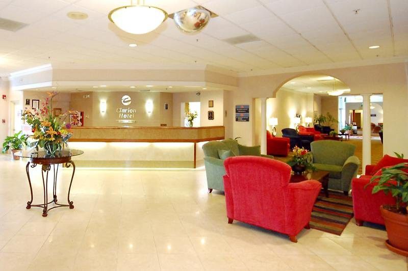 Clarion Hotel Fort Myers Bagian luar foto